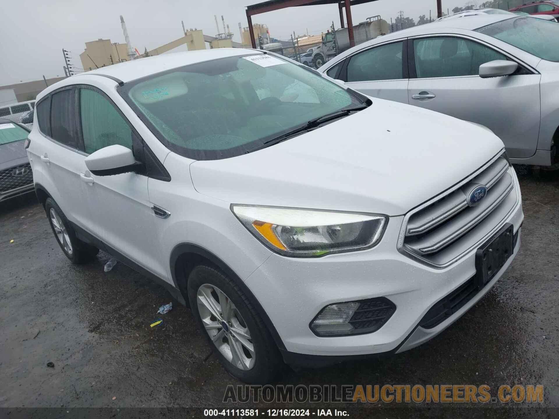 1FMCU0GD0HUE39774 FORD ESCAPE 2017