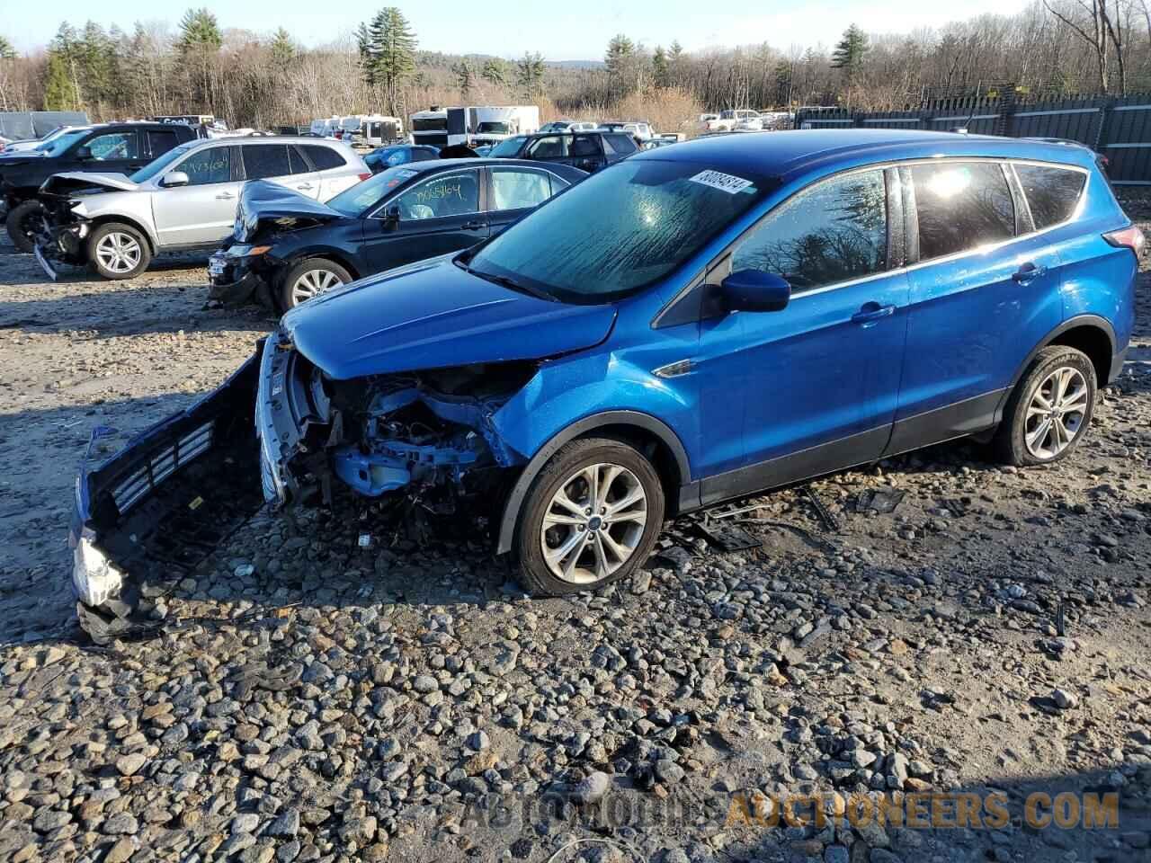 1FMCU0GD0HUE40150 FORD ESCAPE 2017