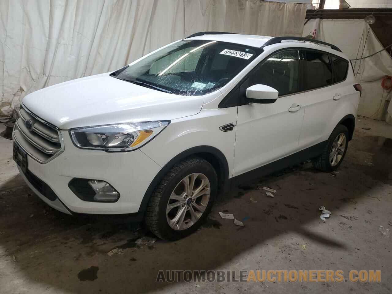 1FMCU0GD0JUD38143 FORD ESCAPE 2018