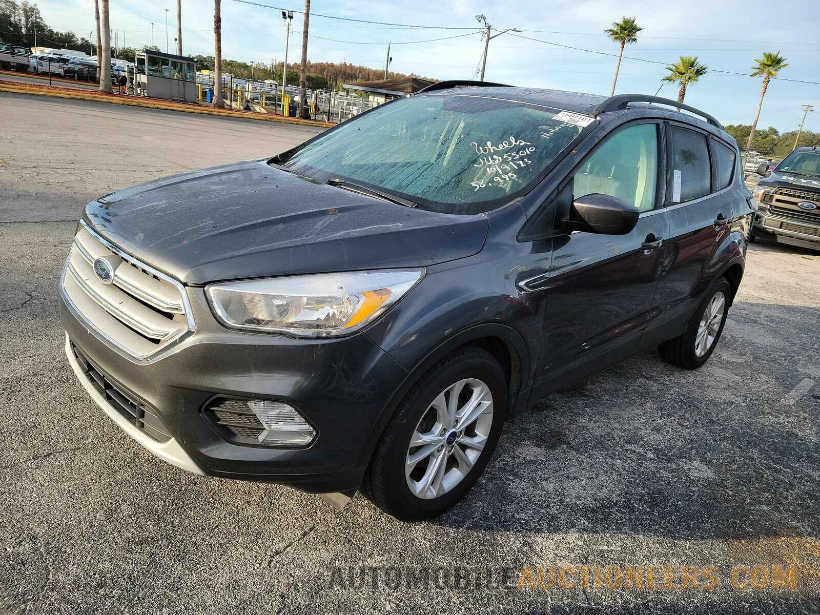 1FMCU0GD0JUD55010 Ford Escape 2018