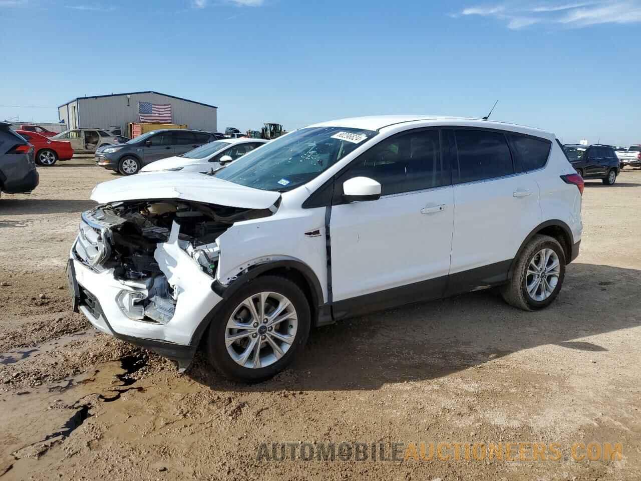 1FMCU0GD0KUA18015 FORD ESCAPE 2019