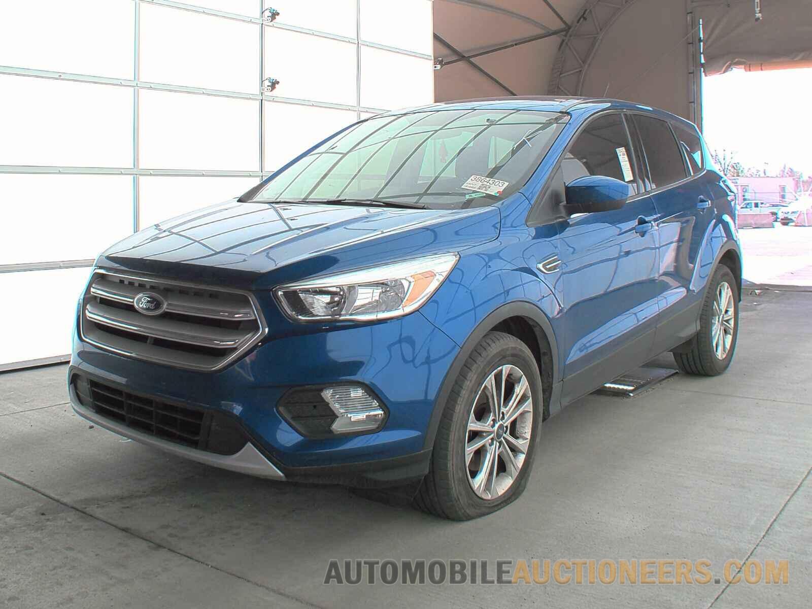 1FMCU0GD0KUA45490 Ford Escape 2019