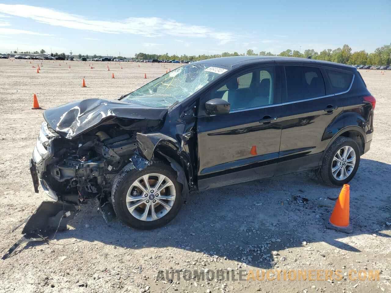 1FMCU0GD0KUC02208 FORD ESCAPE 2019