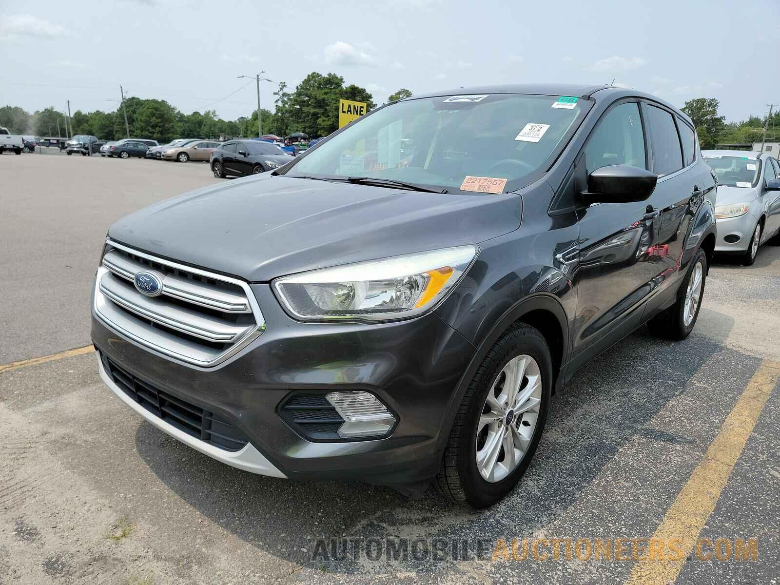 1FMCU0GD1HUA84307 Ford Escape 2017