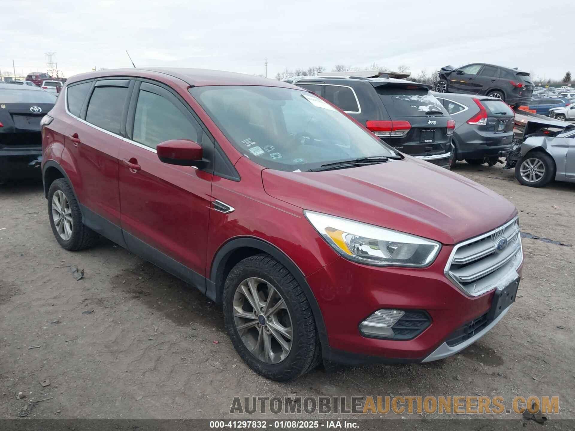 1FMCU0GD1HUB57403 FORD ESCAPE 2017