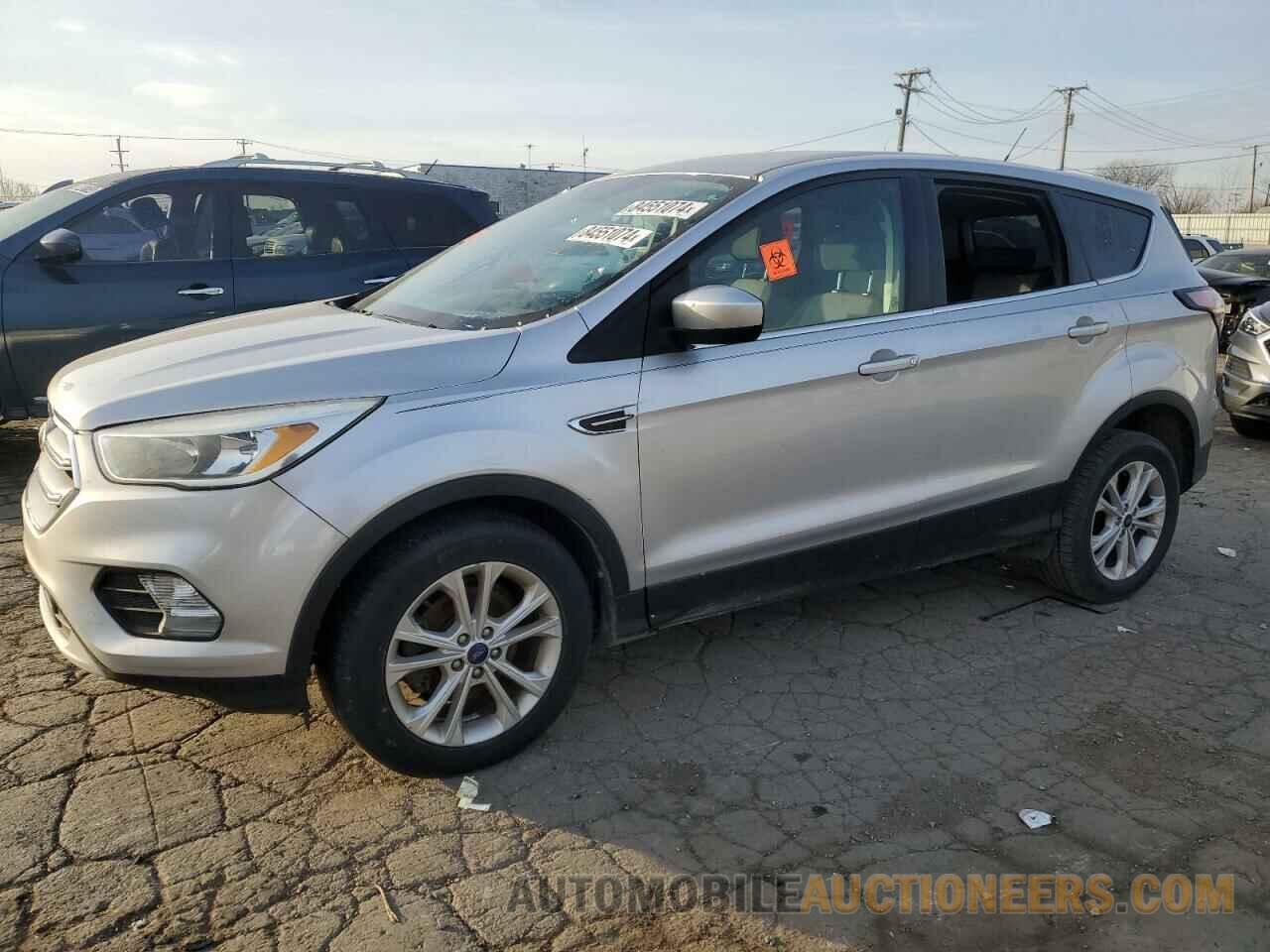 1FMCU0GD1HUC23335 FORD ESCAPE 2017