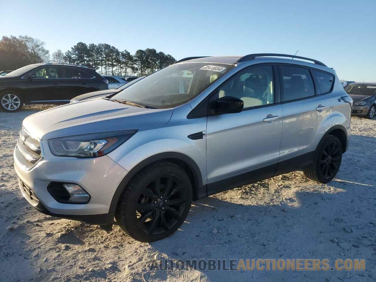 1FMCU0GD1HUE64649 FORD ESCAPE 2017