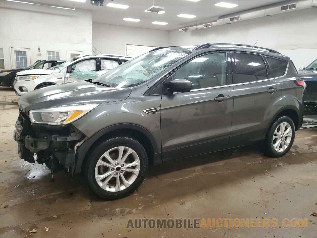 1FMCU0GD1JUB82825 FORD ESCAPE 2018