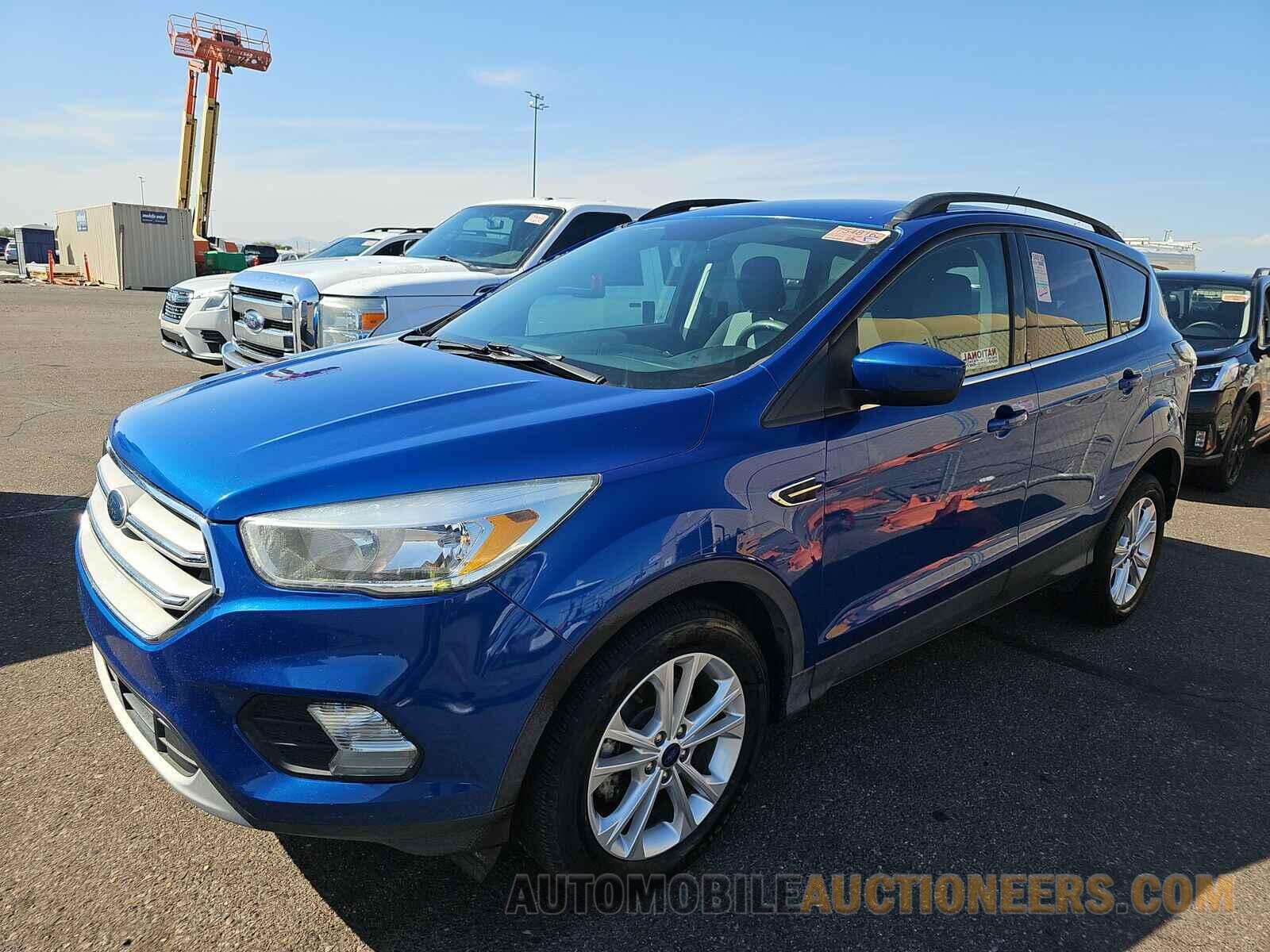 1FMCU0GD1JUC20523 Ford Escape 2018