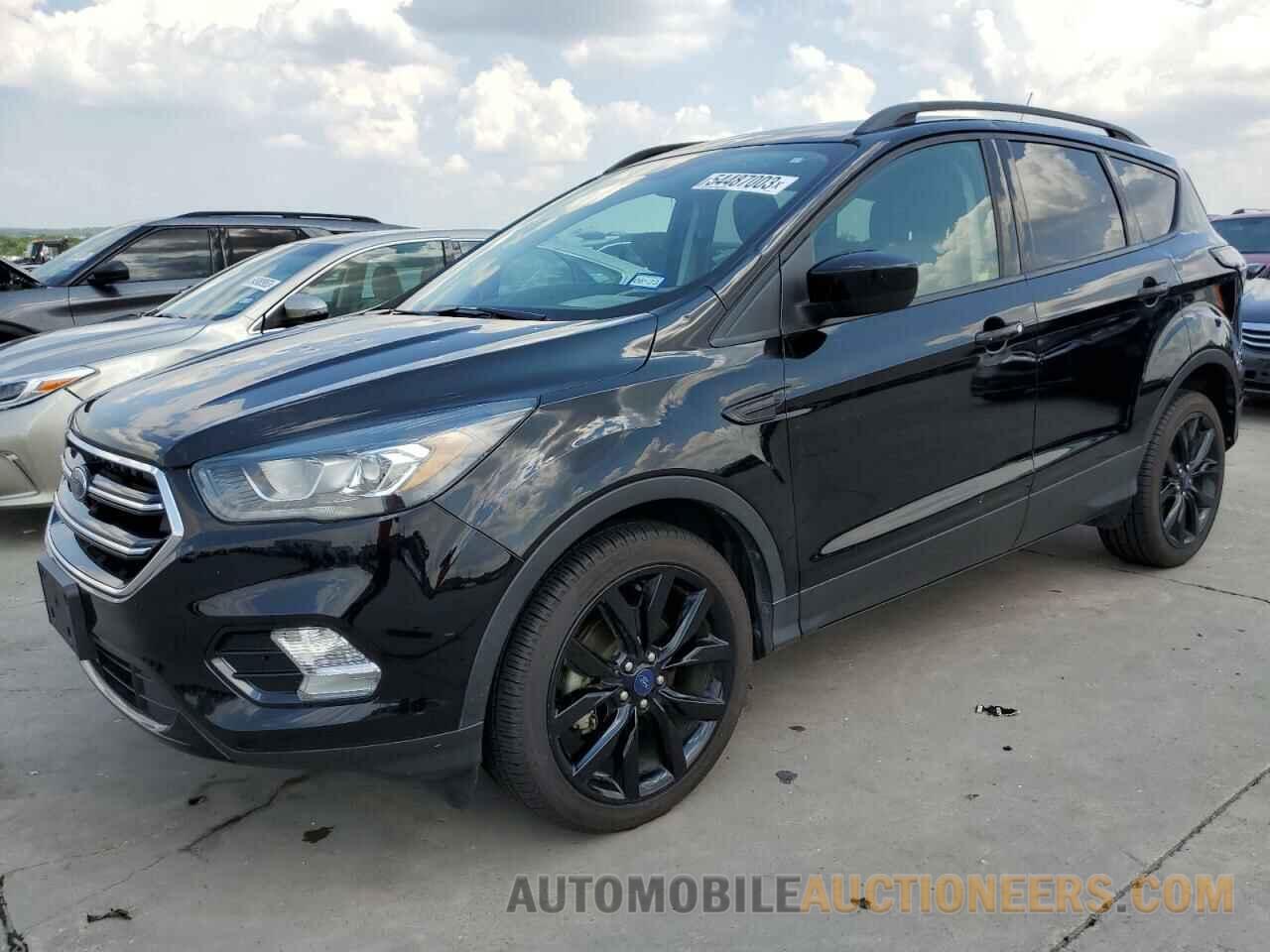 1FMCU0GD1JUC33952 FORD ESCAPE 2018