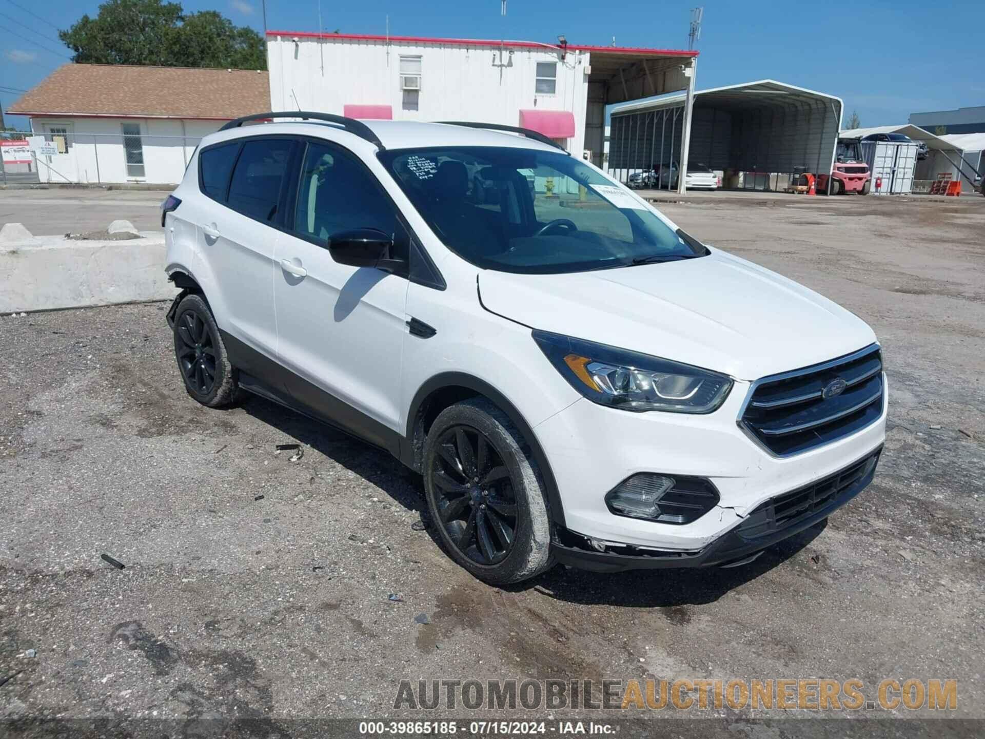 1FMCU0GD1JUD28186 FORD ESCAPE 2018