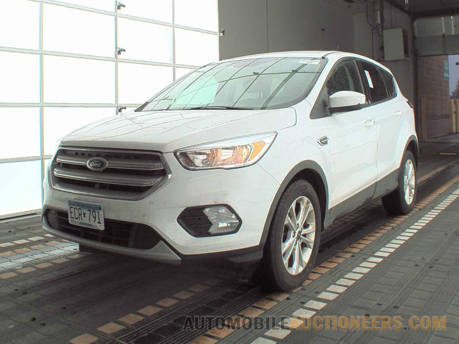 1FMCU0GD1KUC06834 Ford Escape 2019