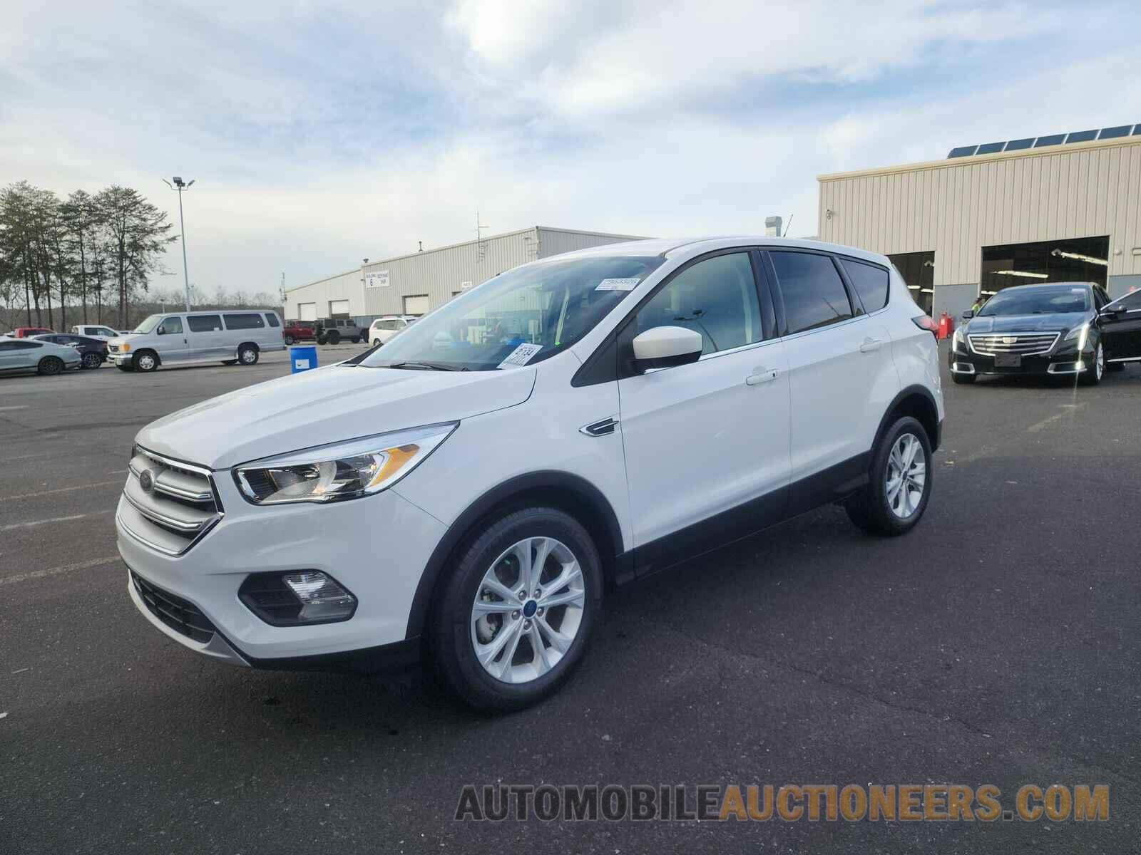 1FMCU0GD1KUC45939 Ford Escape 2019