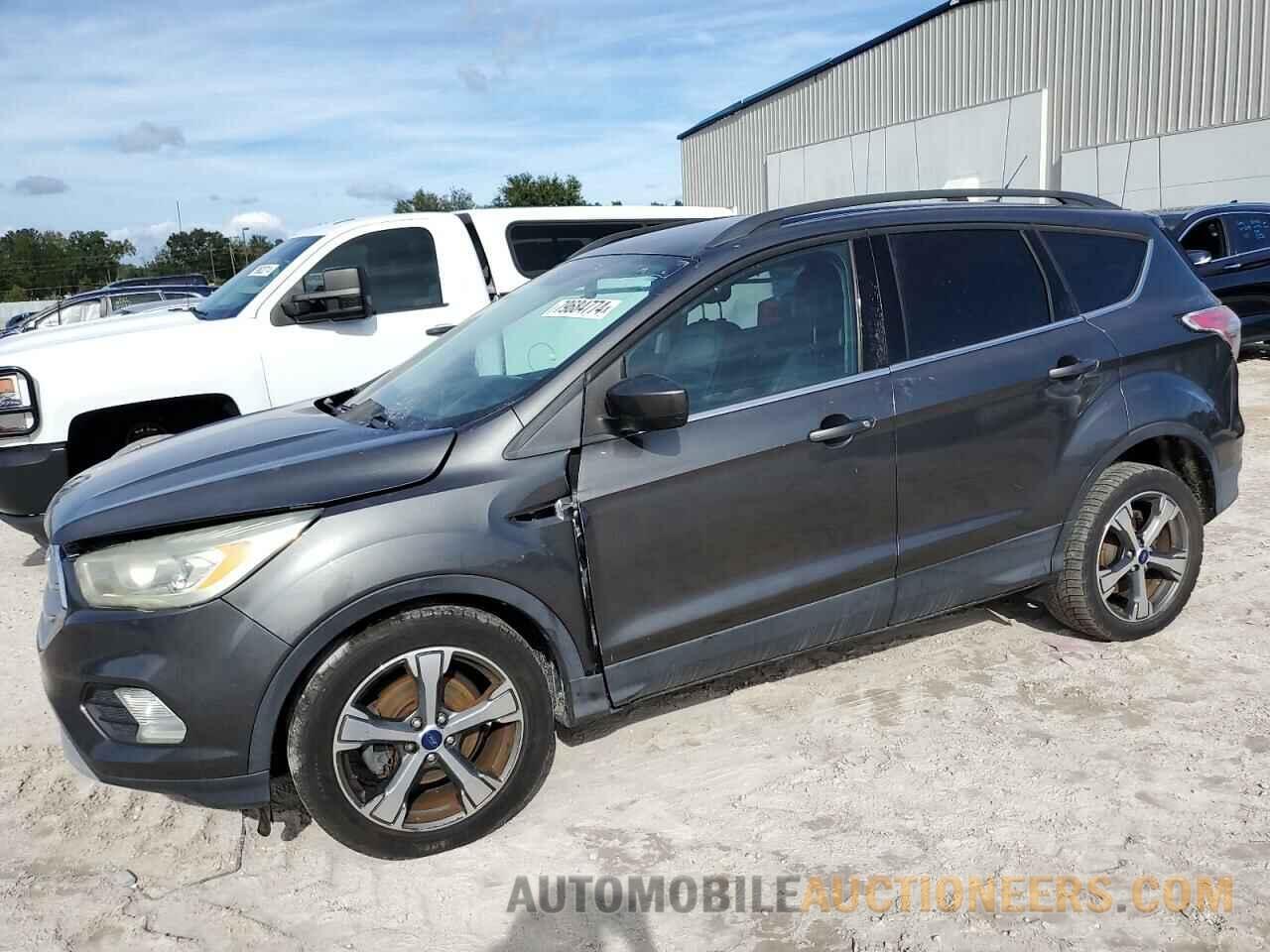 1FMCU0GD2HUA58086 FORD ESCAPE 2017