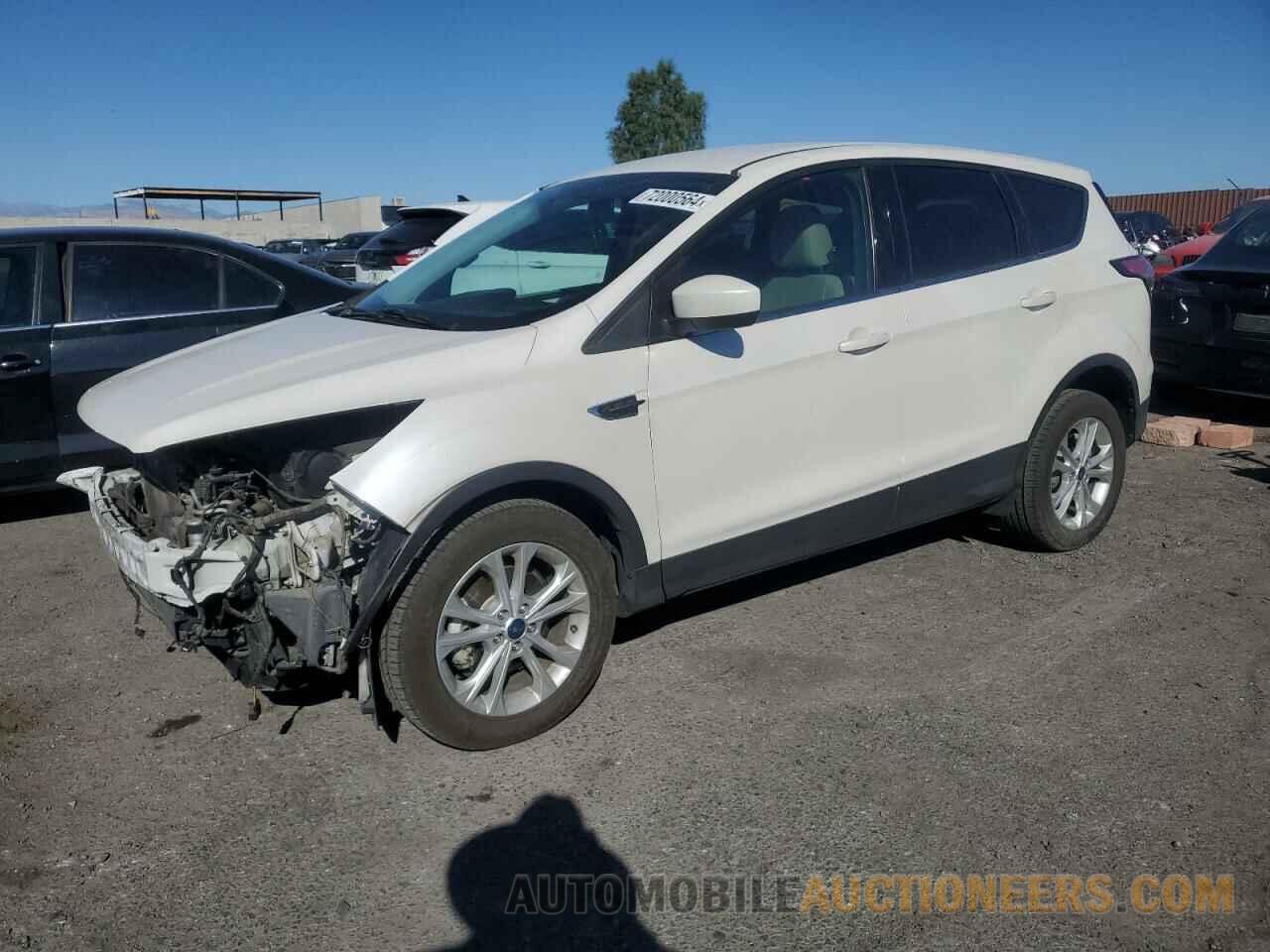 1FMCU0GD2HUB61007 FORD ESCAPE 2017