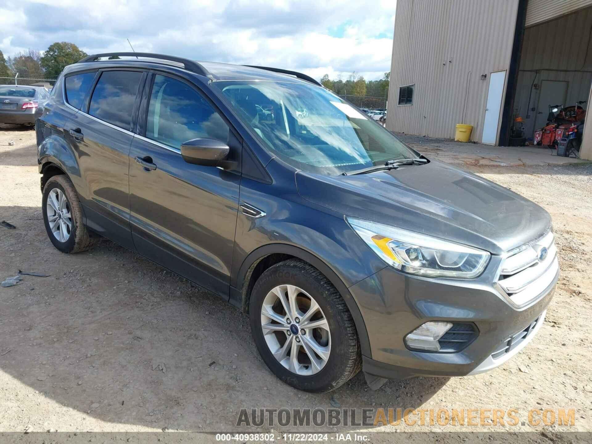 1FMCU0GD2HUB87882 FORD ESCAPE 2017