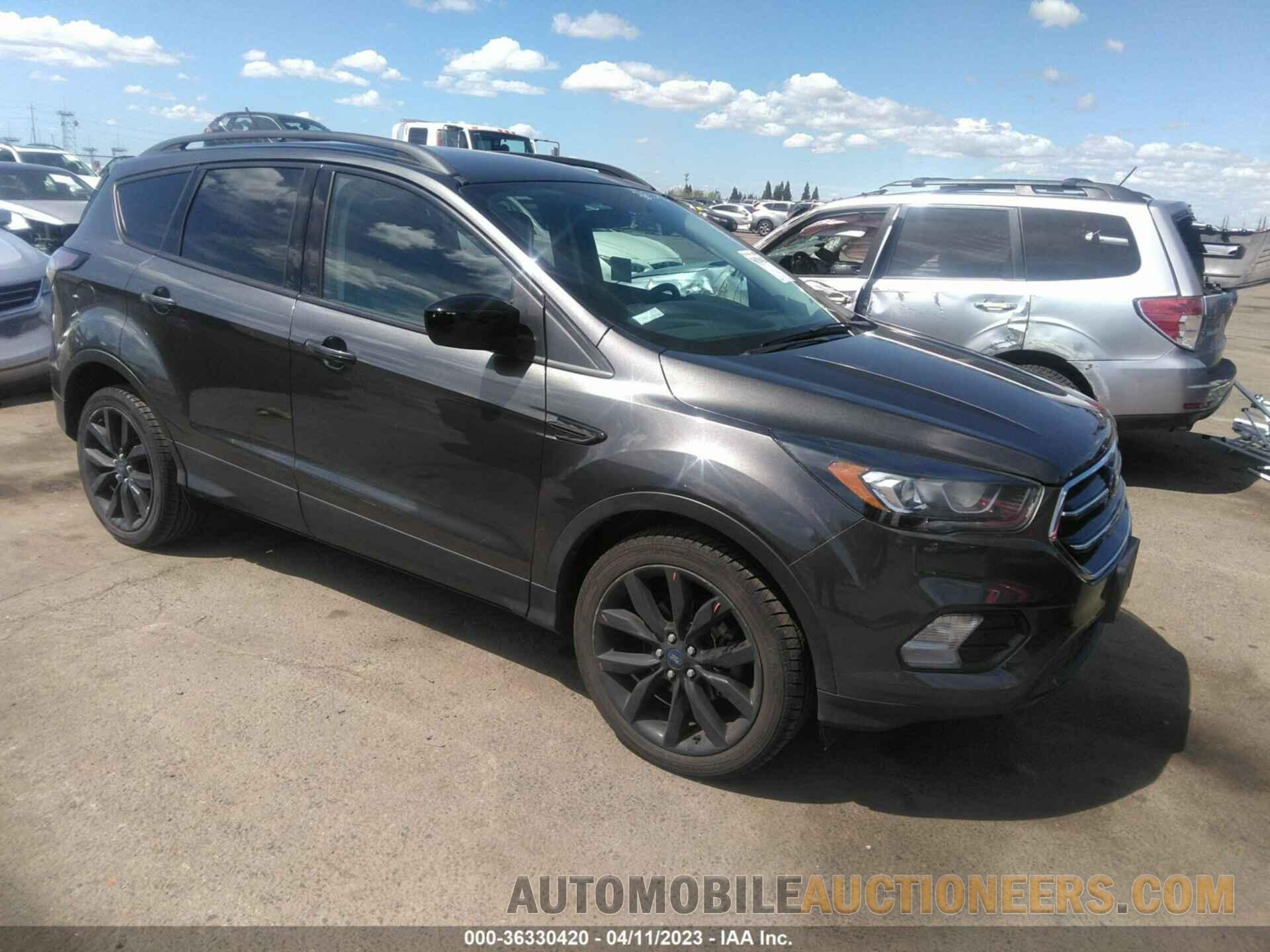 1FMCU0GD2JUA72446 FORD ESCAPE 2018