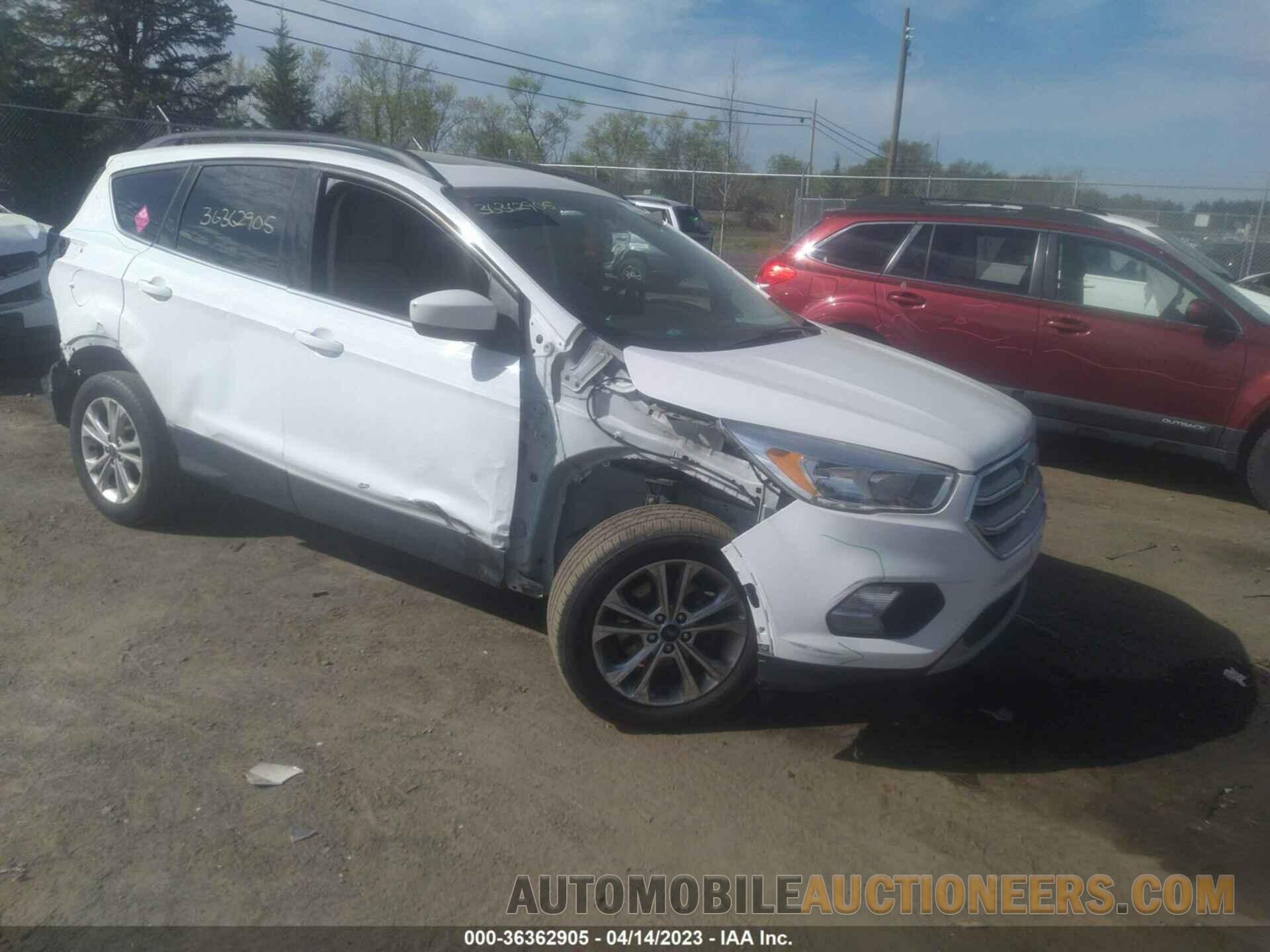 1FMCU0GD2JUA73077 FORD ESCAPE 2018