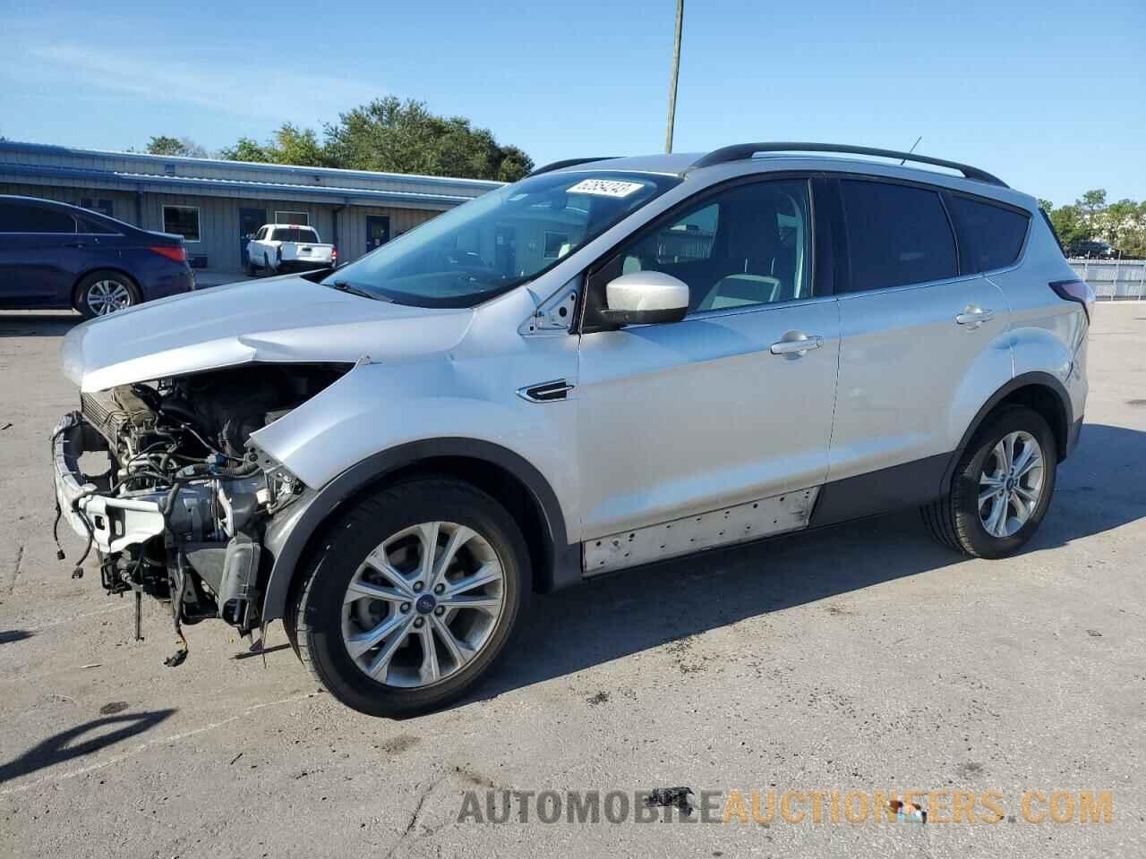 1FMCU0GD2JUB75835 FORD ESCAPE 2018