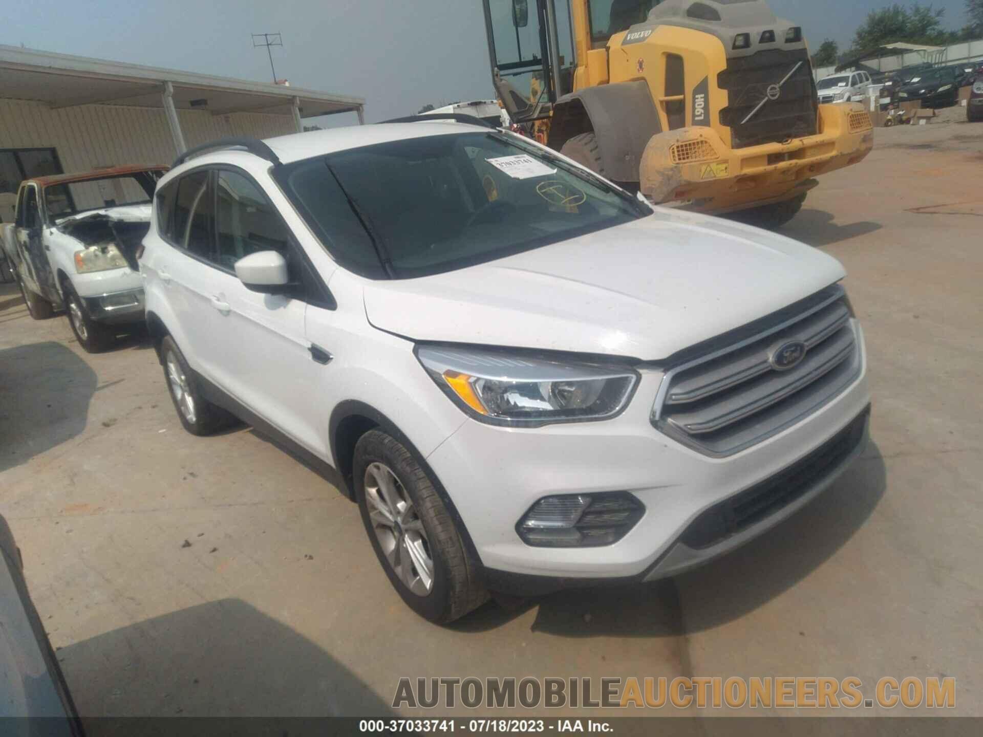 1FMCU0GD2JUC04069 FORD ESCAPE 2018