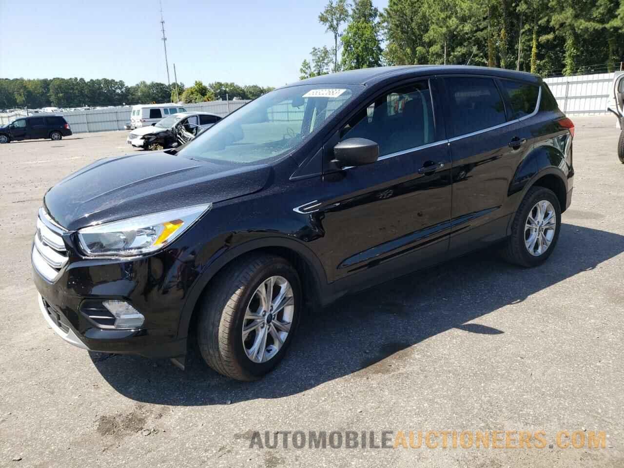 1FMCU0GD2KUA67328 FORD ESCAPE 2019