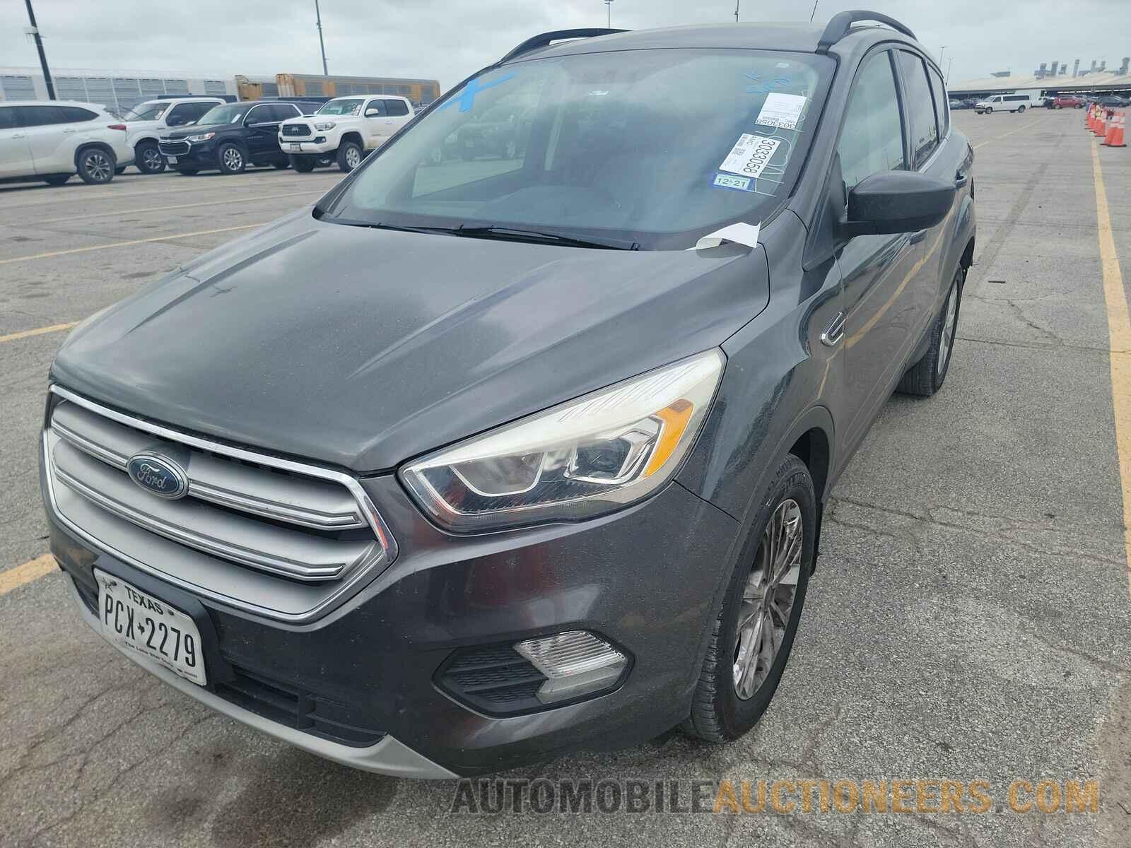 1FMCU0GD3HUC54876 Ford Escape 2017