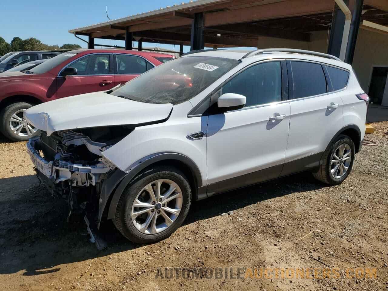 1FMCU0GD3HUD25574 FORD ESCAPE 2017