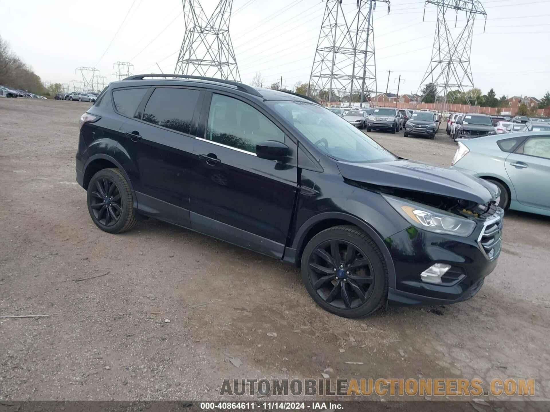 1FMCU0GD3HUE51076 FORD ESCAPE 2017