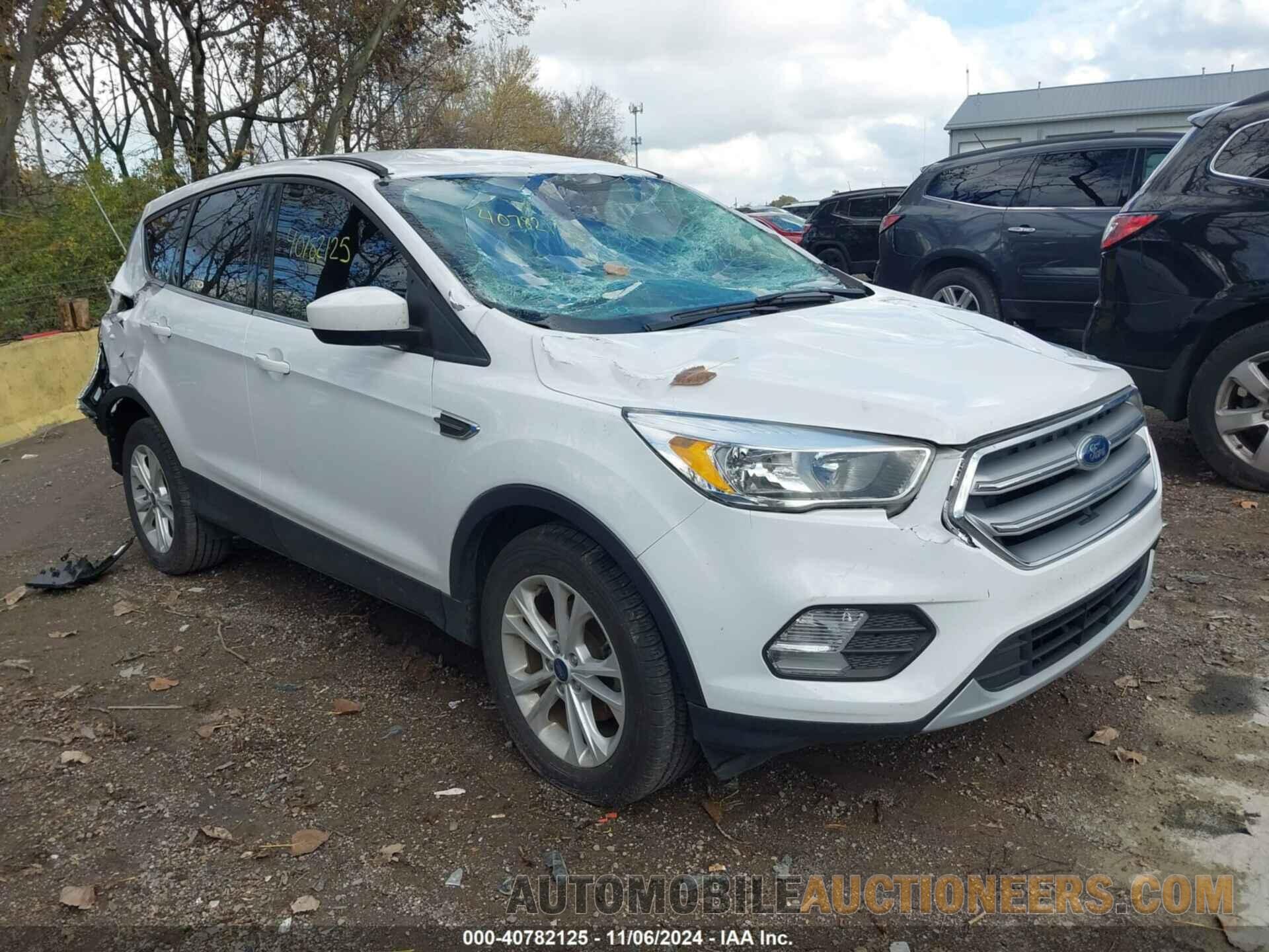 1FMCU0GD3HUF04469 FORD ESCAPE 2017