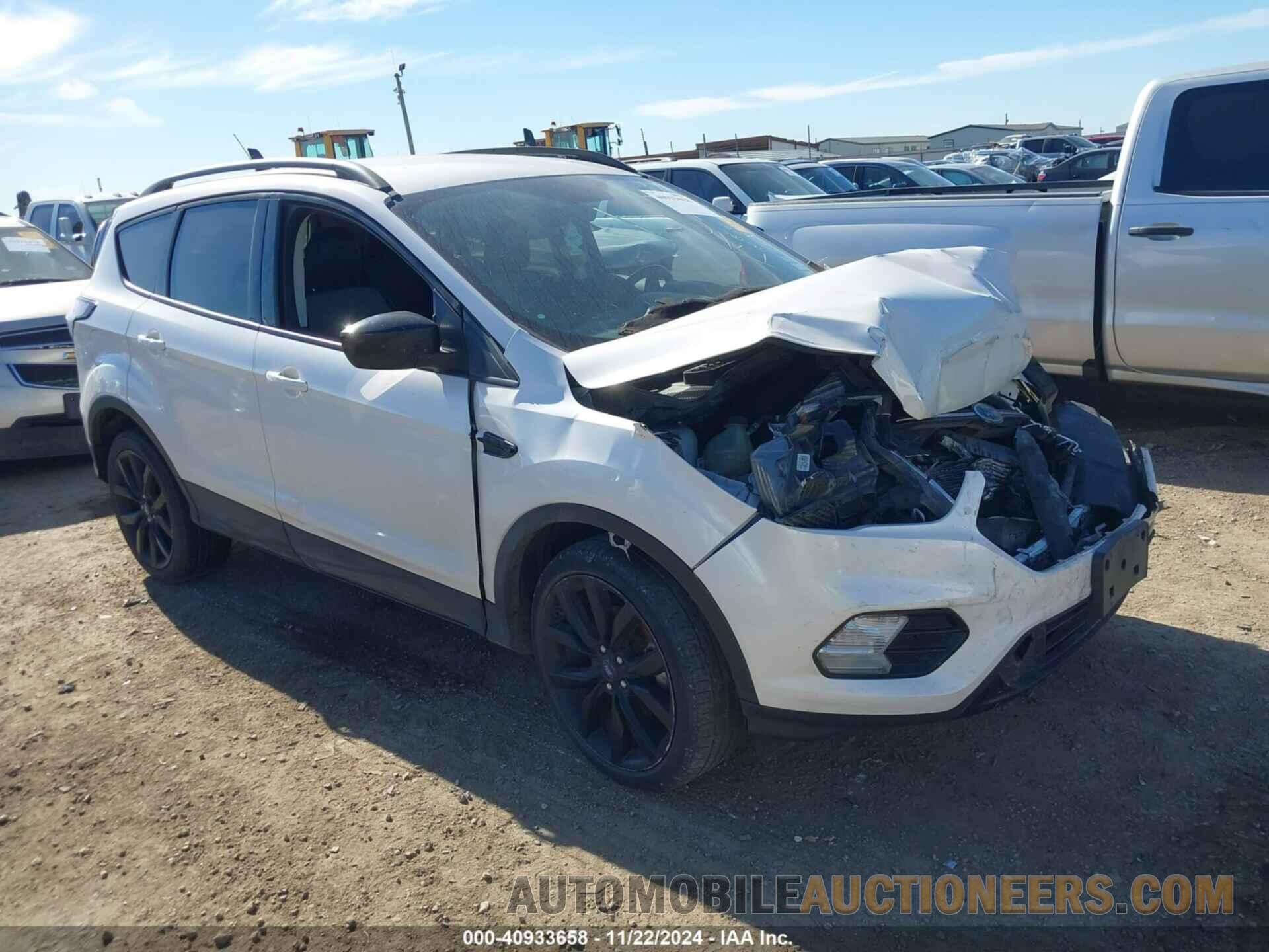 1FMCU0GD3JUC70002 FORD ESCAPE 2018