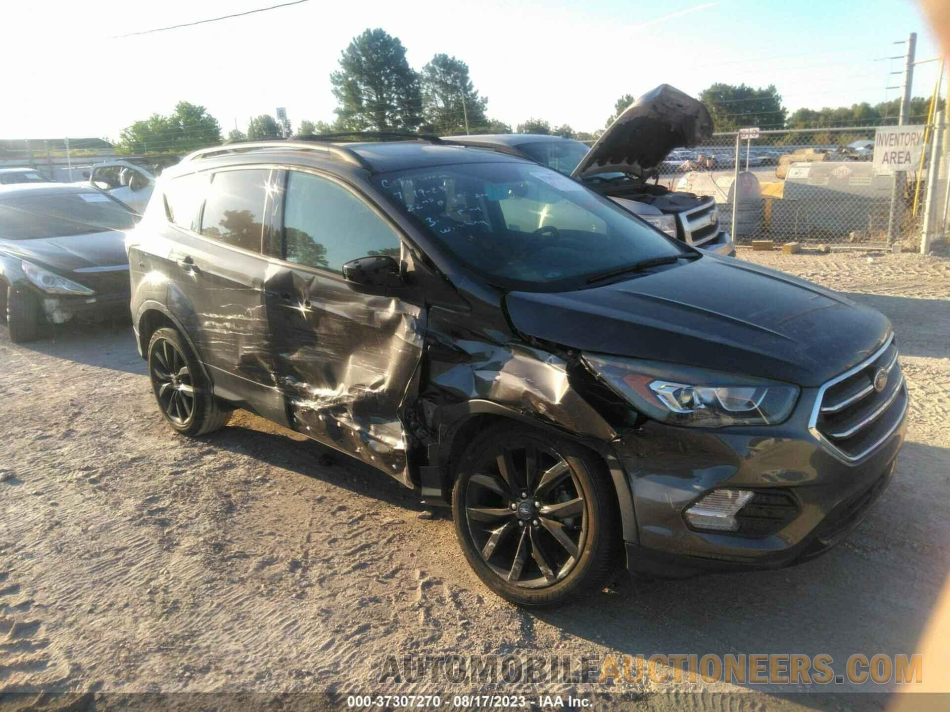 1FMCU0GD3JUD00373 FORD ESCAPE 2018