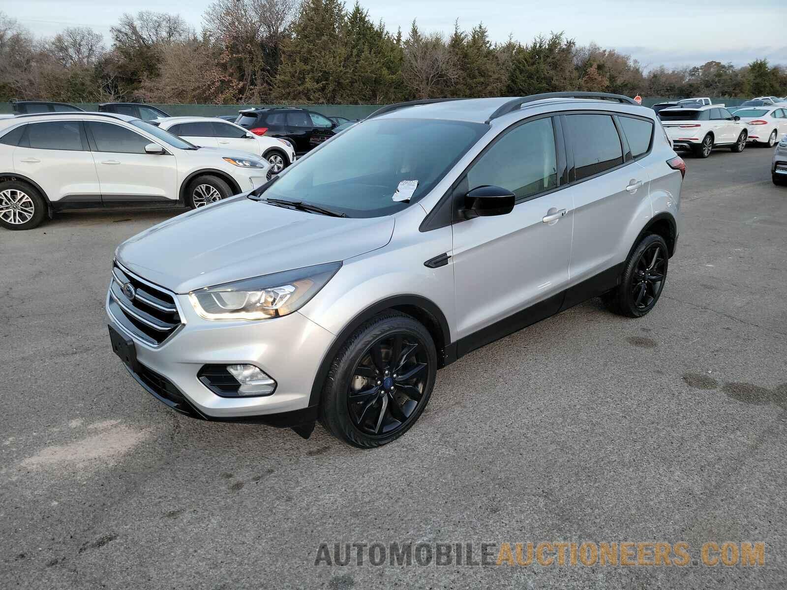 1FMCU0GD3KUC52844 Ford Escape 2019