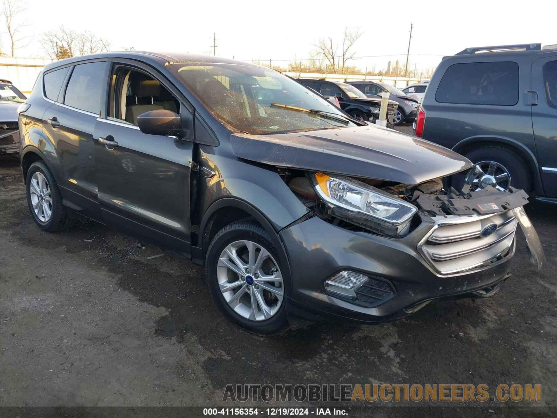 1FMCU0GD4HUA12484 FORD ESCAPE 2017