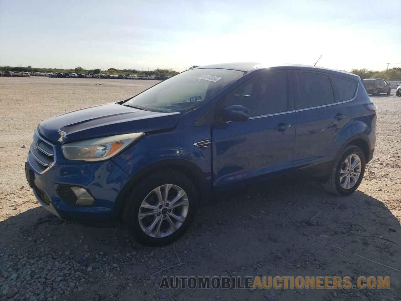 1FMCU0GD4HUC65739 FORD ESCAPE 2017