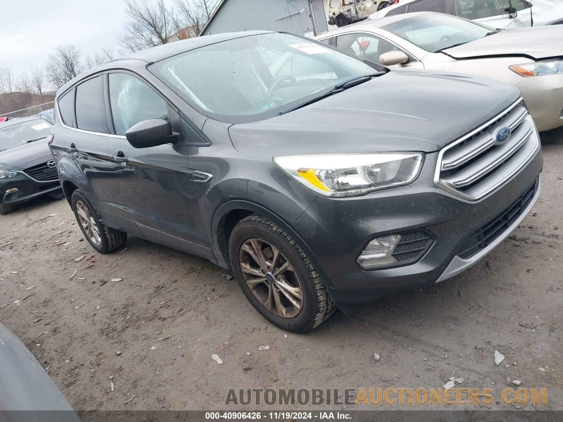 1FMCU0GD4HUC86929 FORD ESCAPE 2017