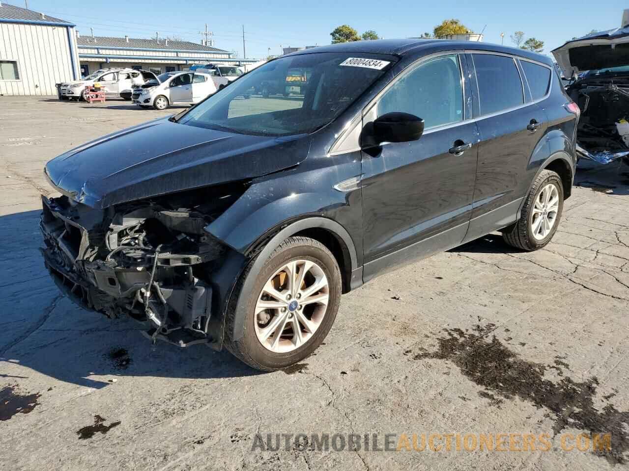 1FMCU0GD4HUE85608 FORD ESCAPE 2017