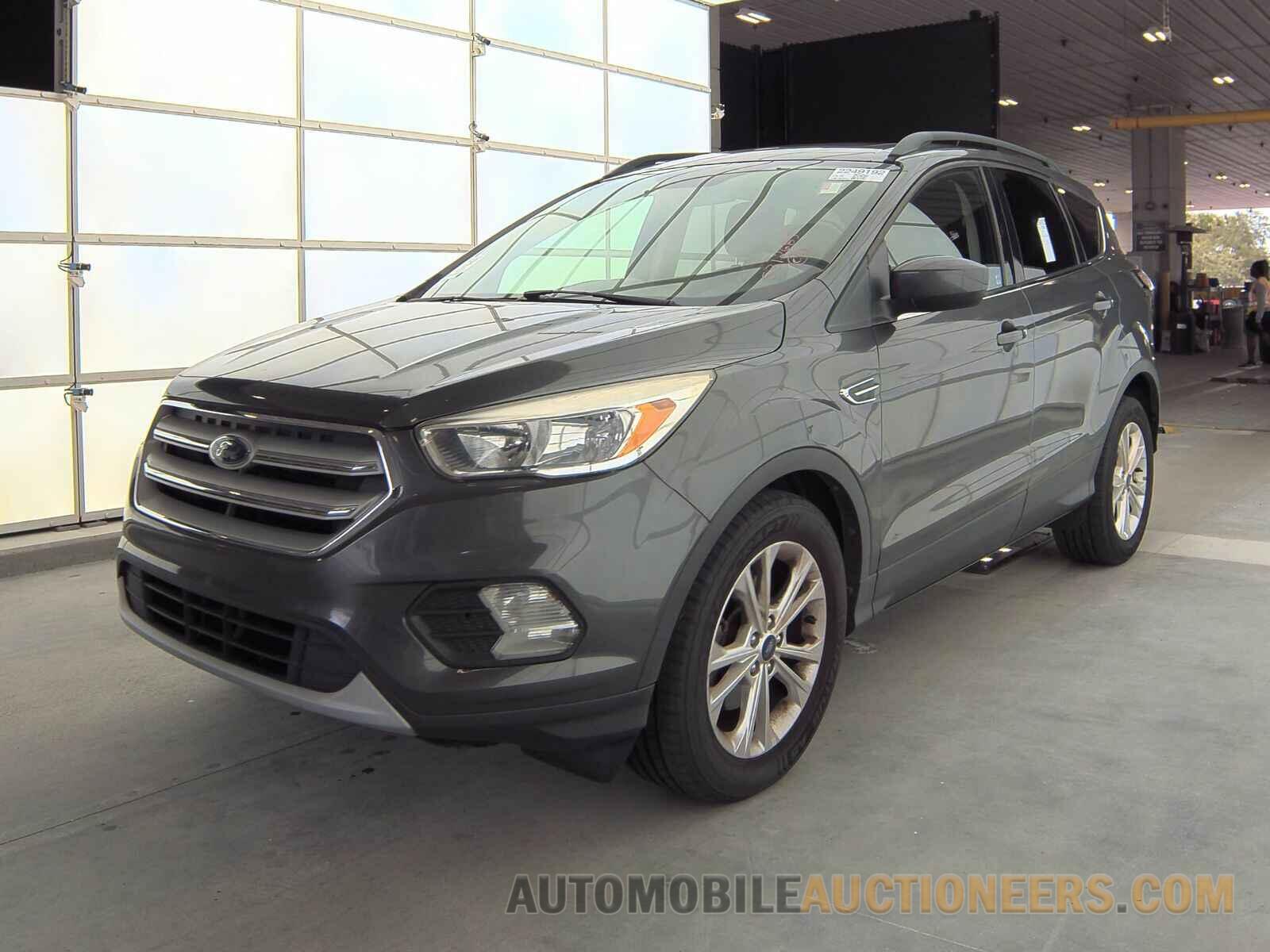 1FMCU0GD4JUA35480 Ford Escape 2018