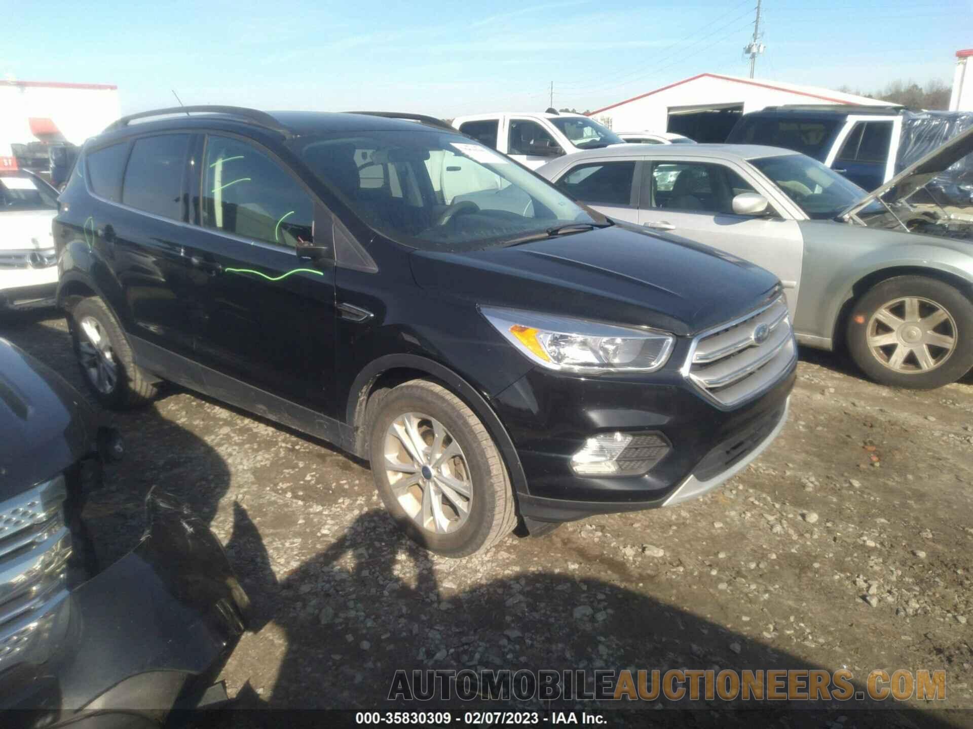 1FMCU0GD4JUB46448 FORD ESCAPE 2018