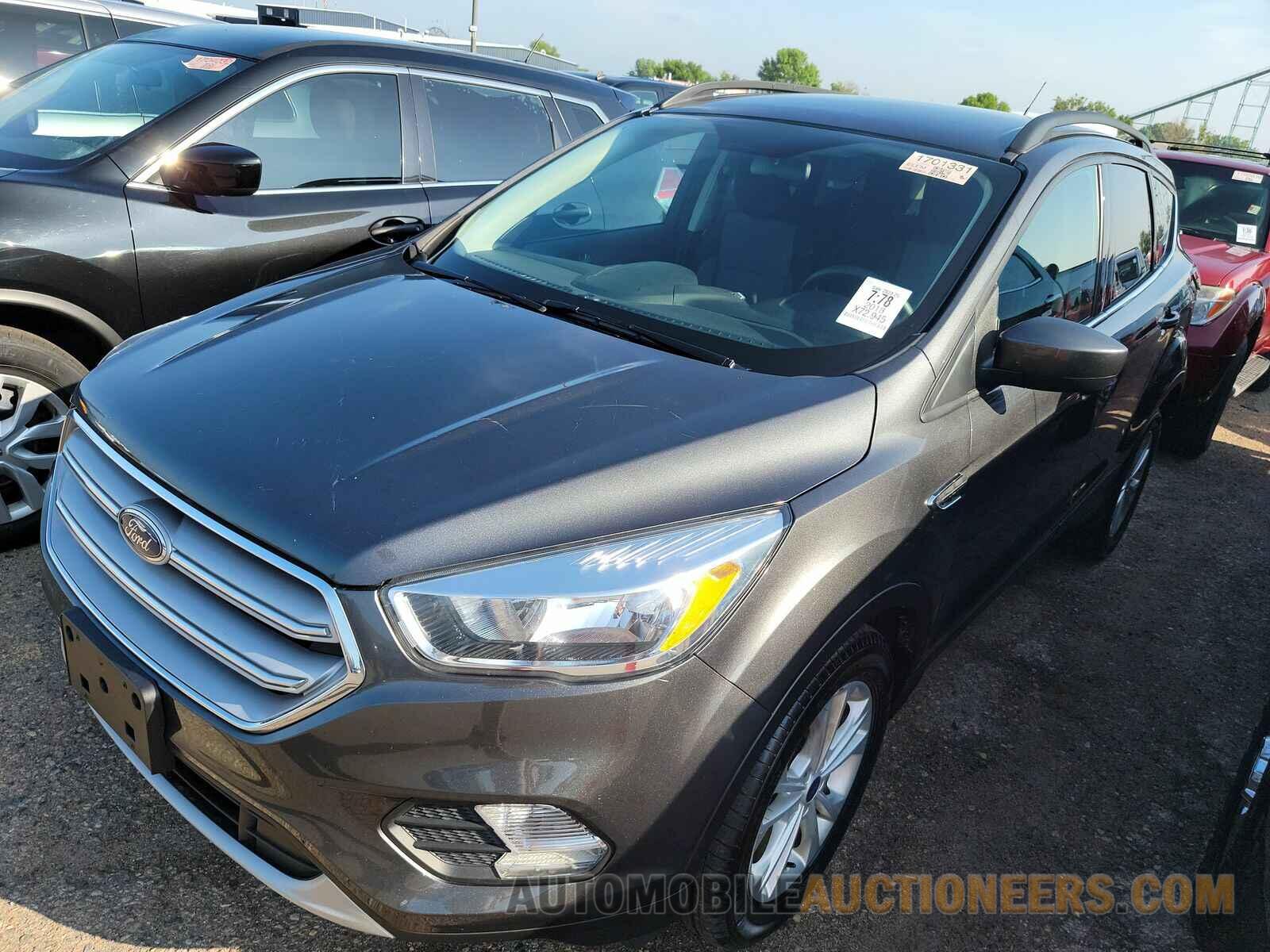 1FMCU0GD4JUB46756 Ford Escape 2018