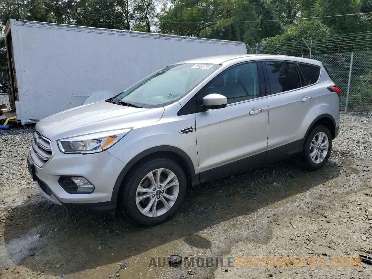 1FMCU0GD4KUB32955 FORD ESCAPE 2019