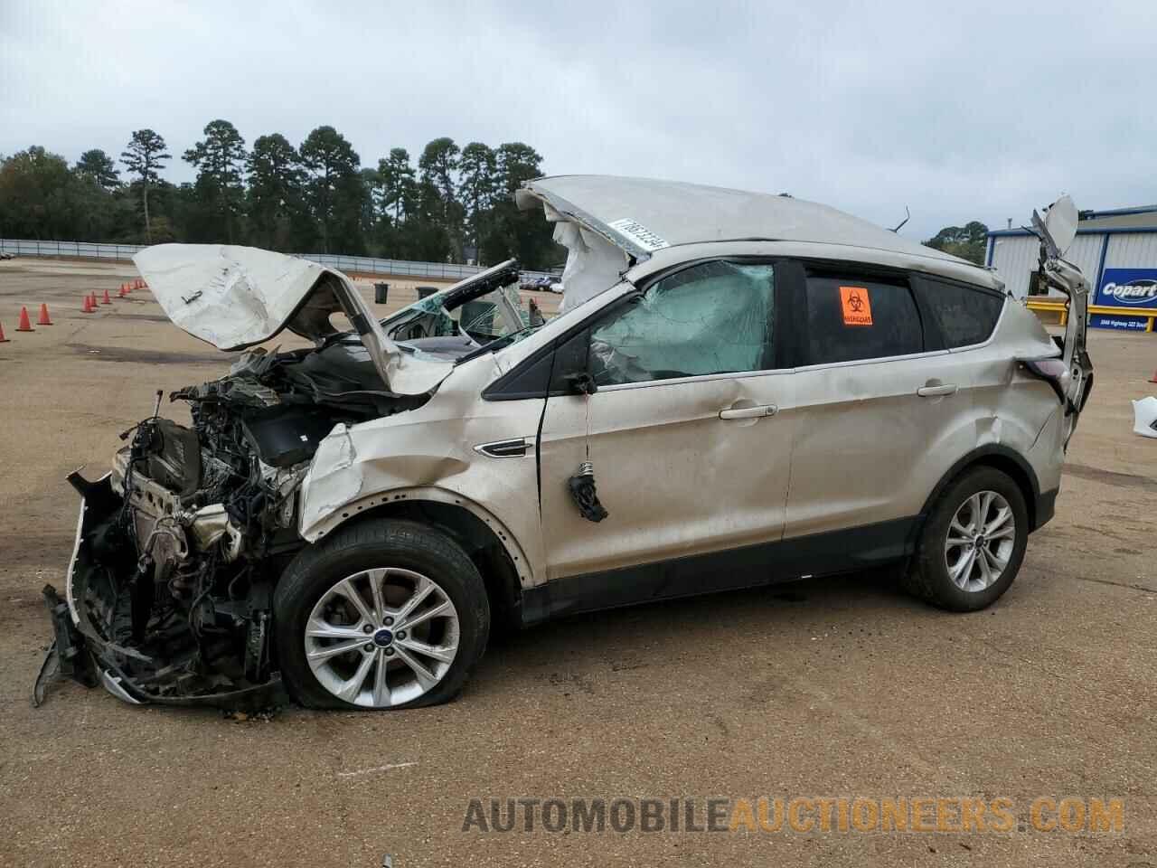 1FMCU0GD5HUA41069 FORD ESCAPE 2017