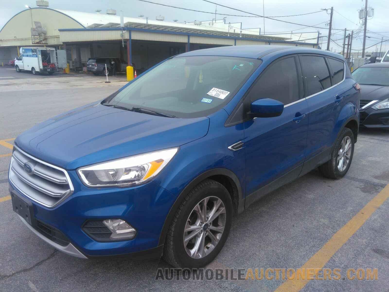 1FMCU0GD5HUB79064 Ford Escape 2017