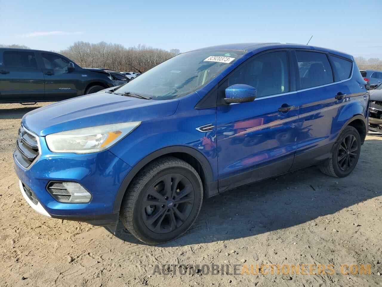 1FMCU0GD5HUC81724 FORD ESCAPE 2017