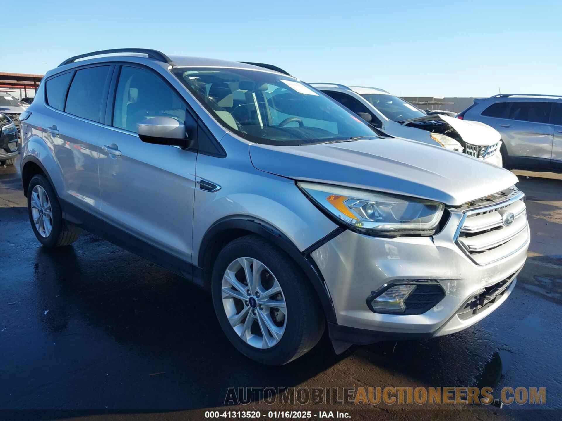 1FMCU0GD5HUC88673 FORD ESCAPE 2017