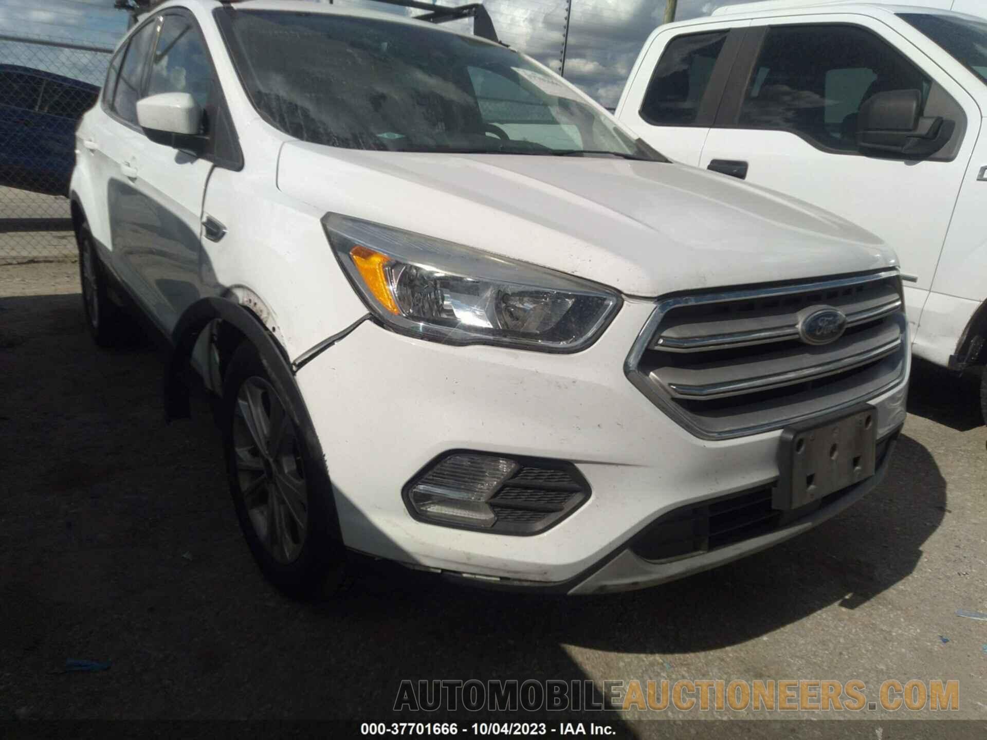 1FMCU0GD5JUC50267 FORD ESCAPE 2018