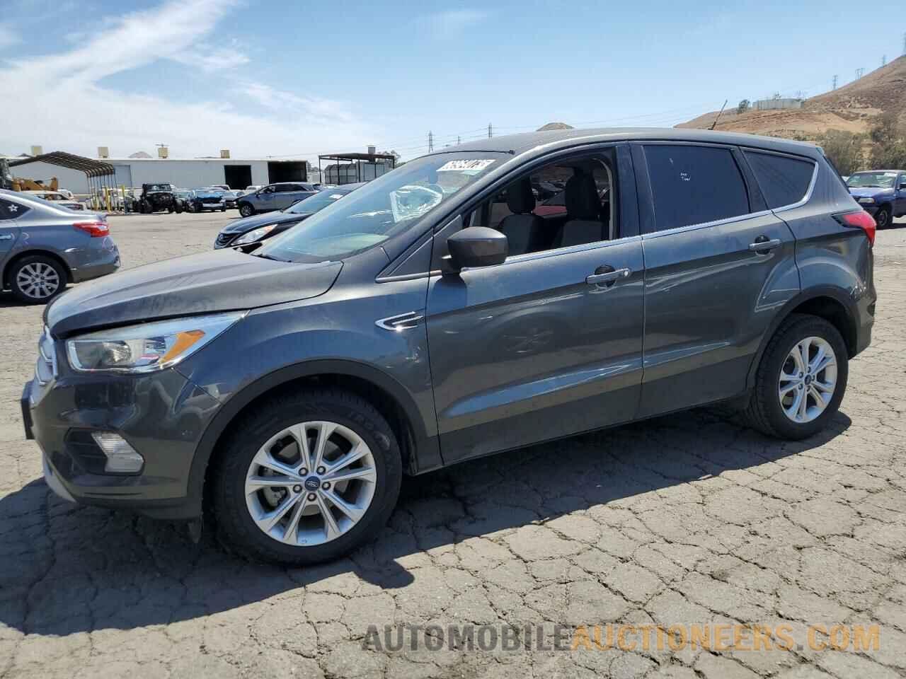 1FMCU0GD5KUA25056 FORD ESCAPE 2019