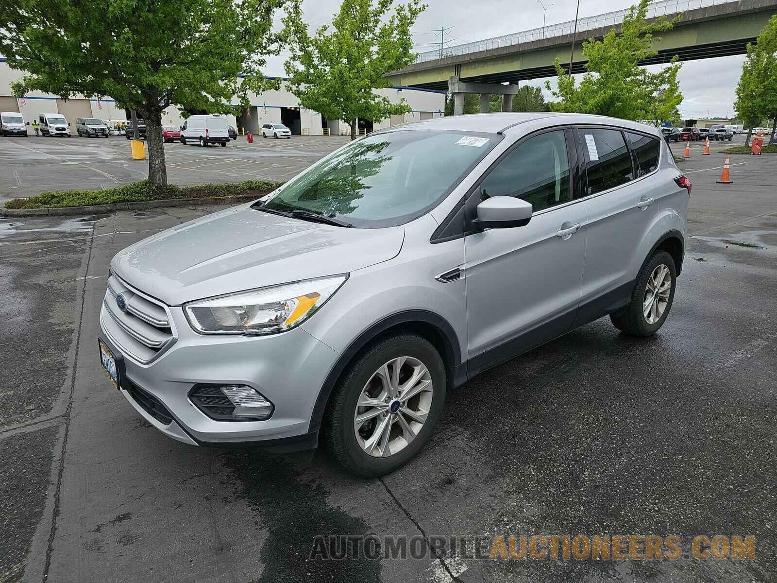 1FMCU0GD5KUB11547 Ford Escape 2019