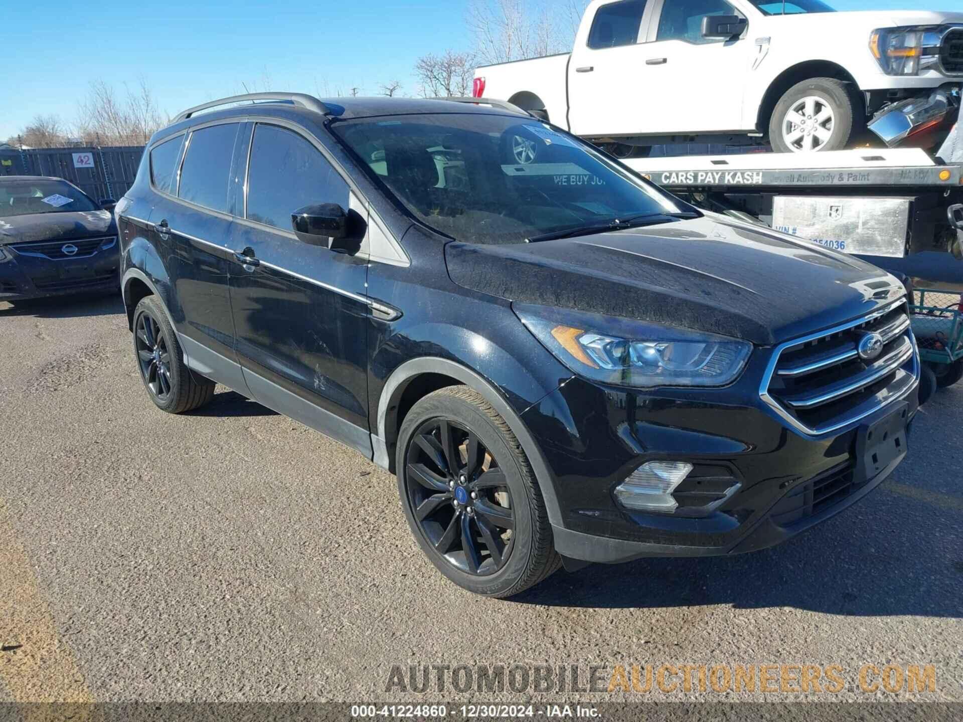 1FMCU0GD6HUA20621 FORD ESCAPE 2017