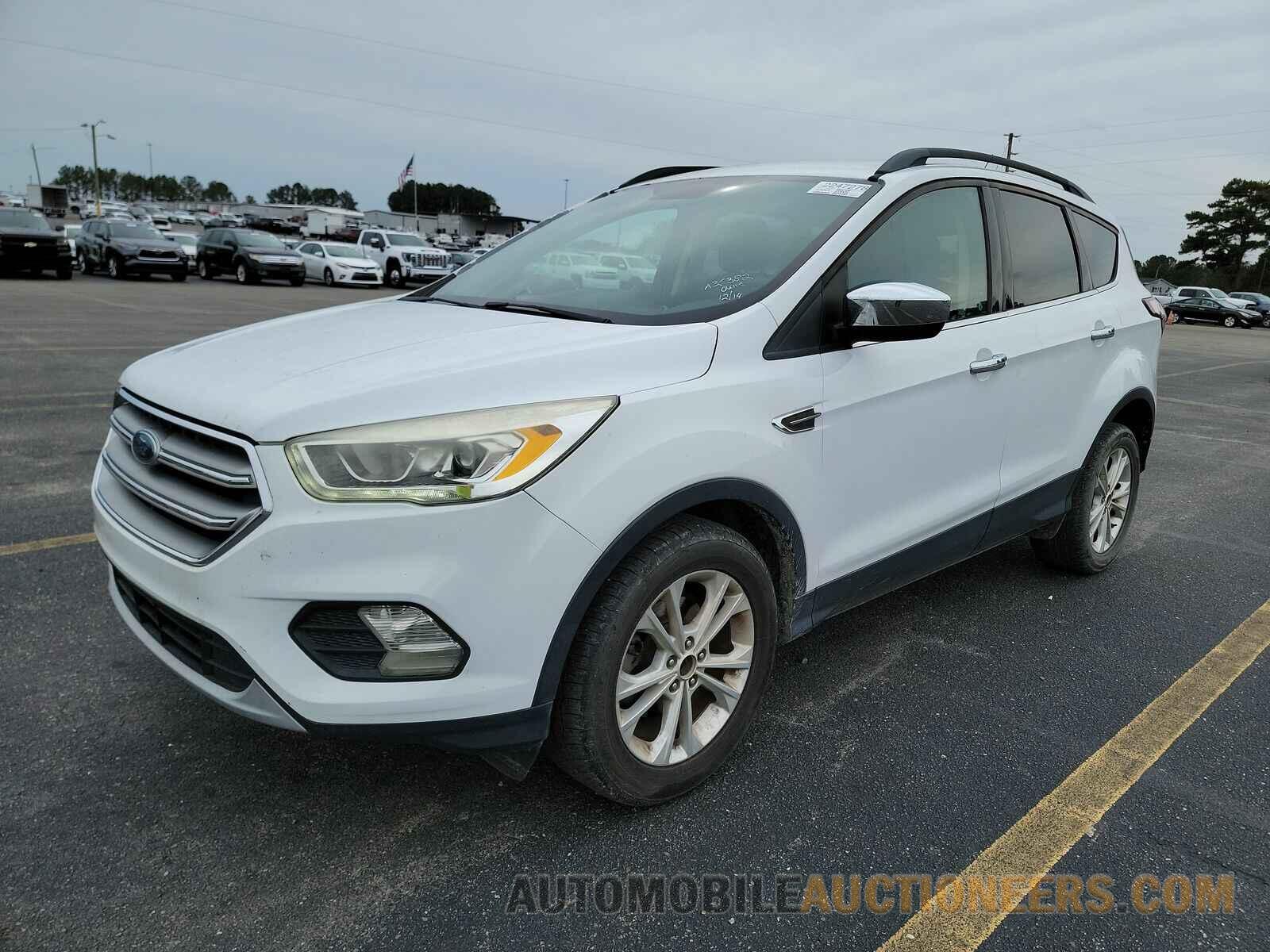 1FMCU0GD6HUA36382 Ford Escape 2017