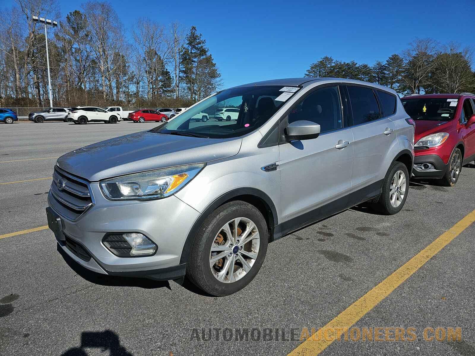 1FMCU0GD6HUA40352 Ford Escape 2017